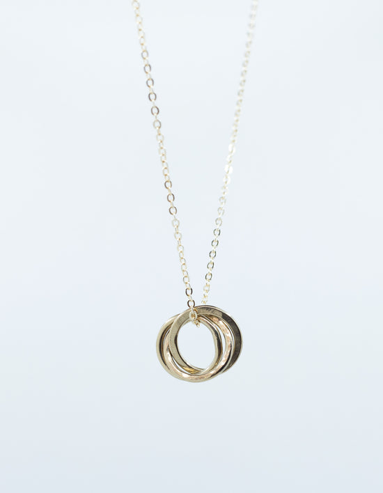 Trinity Pendant Gold